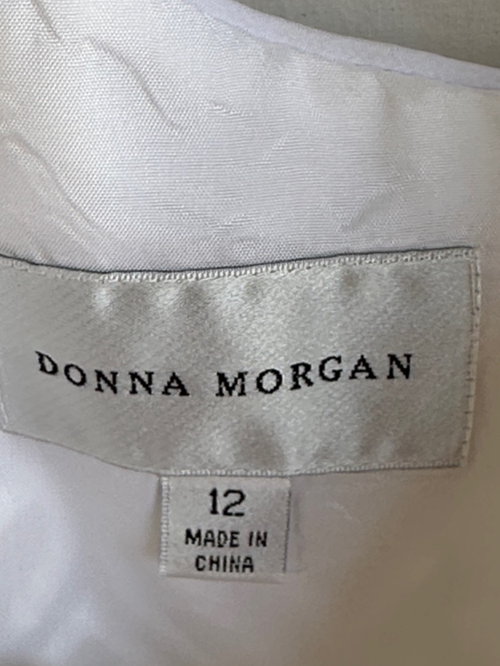 Donna Morgan white sleeveless embroidered dress with pockets, size 12 - Picture 6 of 8